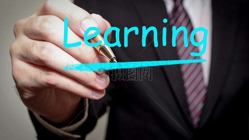 如何挑选保过班考研政治老师：关键因素与误区解析**